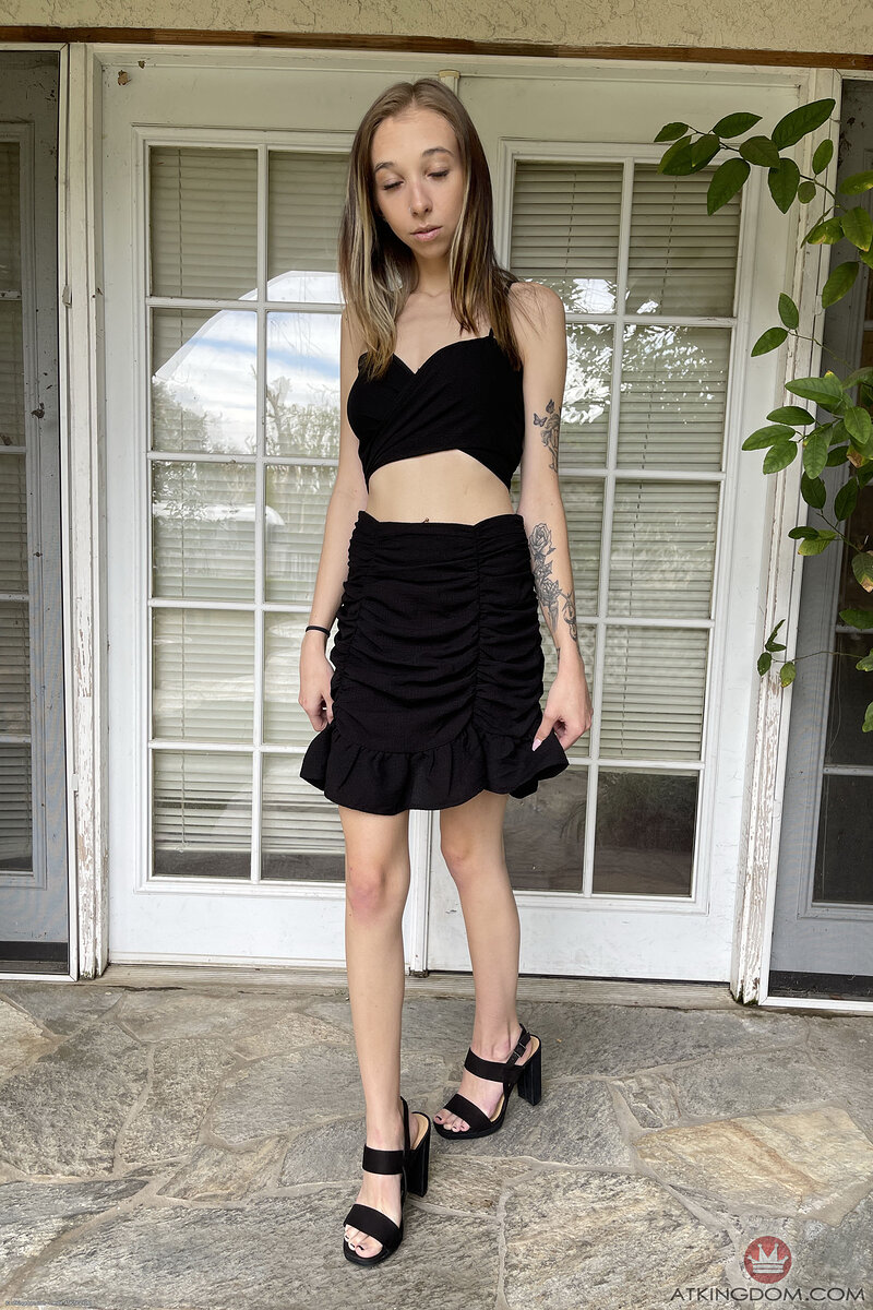 Валентина, 24
